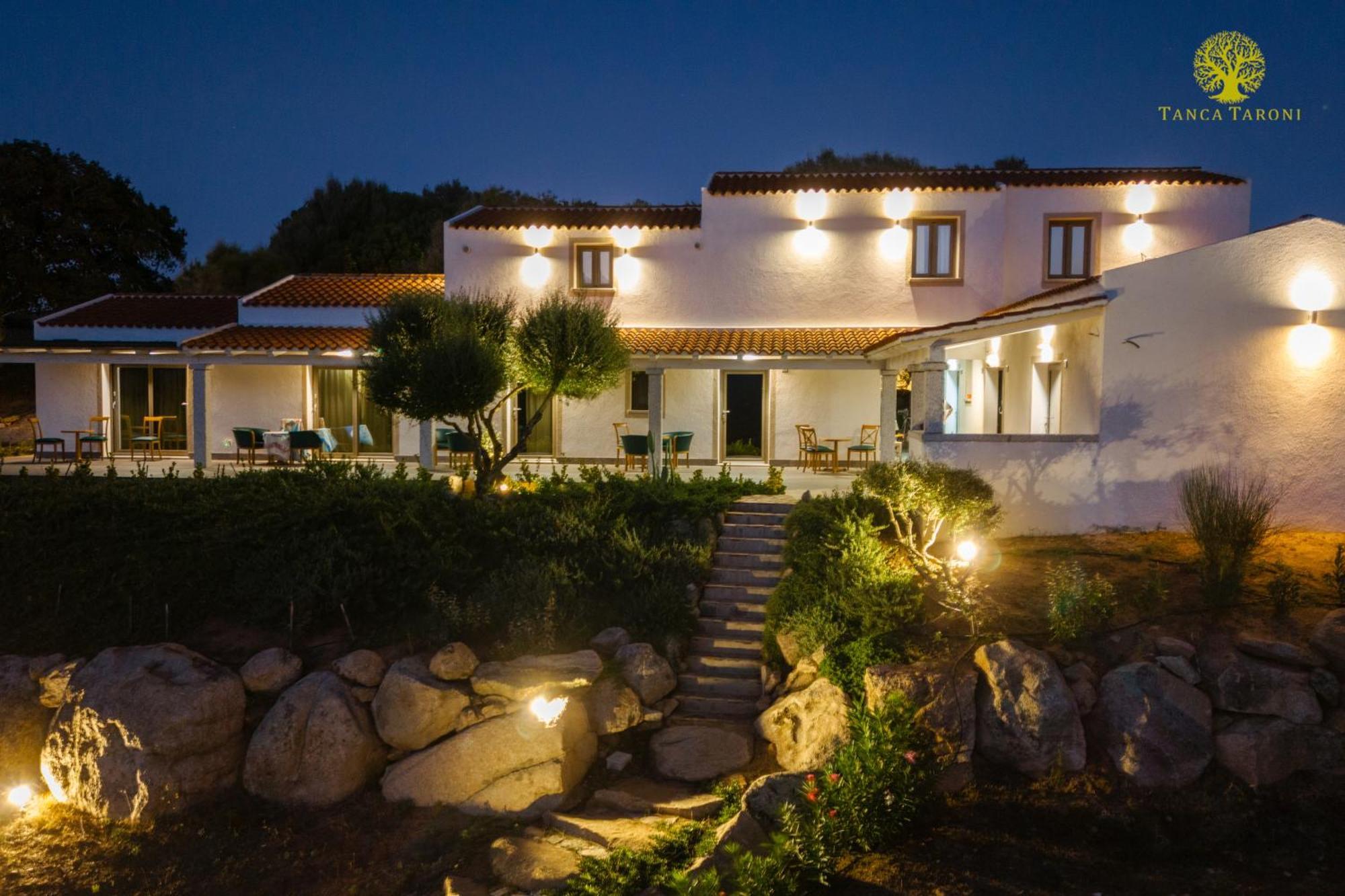 Agriturismo Bed And Breakfast Tanca Taroni Telti Exterior foto